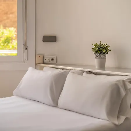 דירה Elegant Close To Plaza De Espanya ברצלונה